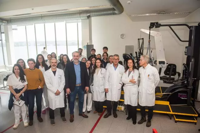 El Hospital de A Coruña integra la robótica en la rehabilitación de pacientes con daño cerebral adquirido