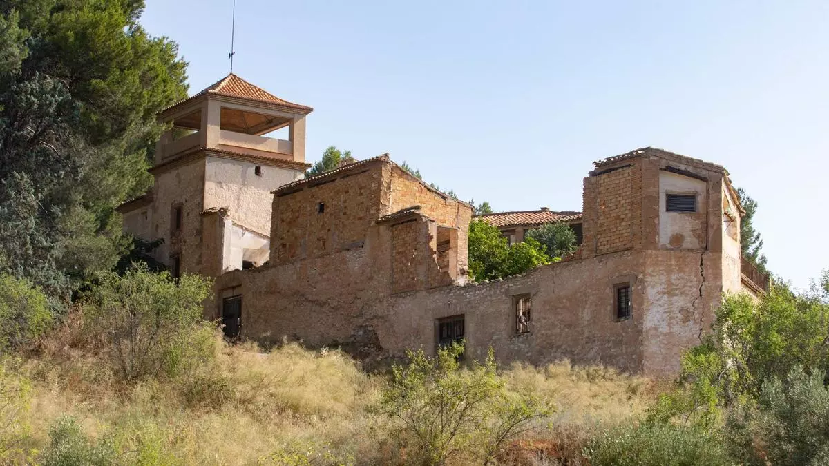 La subasta de la histórica masía de la nobleza en Ontinyent se cierra con una puja máxima de 133.387 €