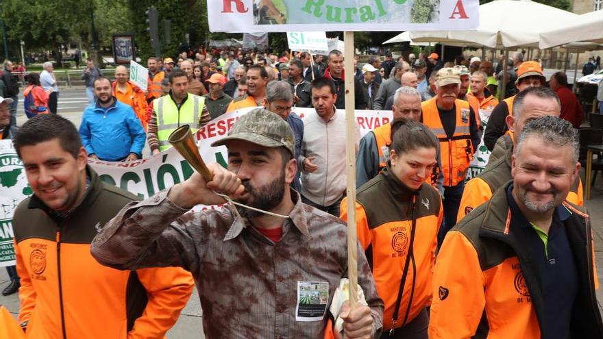 Manifestación en Santiago en defensa del medio rural