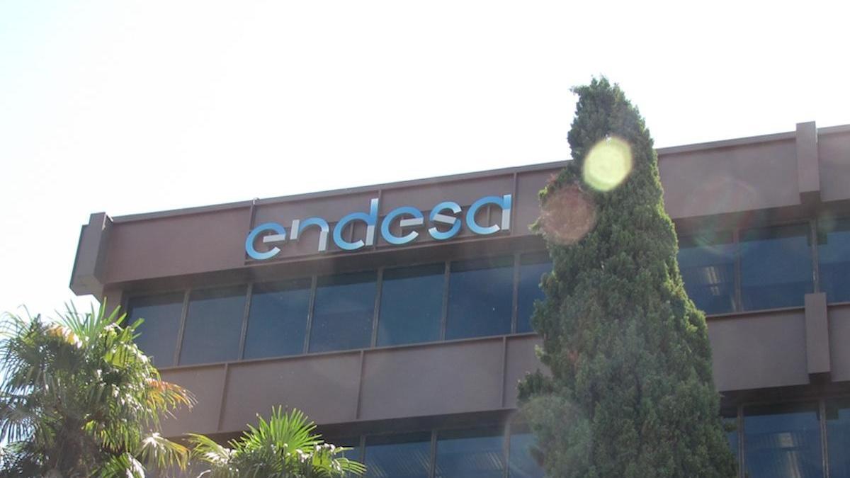 Endesa activa un plan dotado con 25 millones de euros para luchar contra el Covid-19