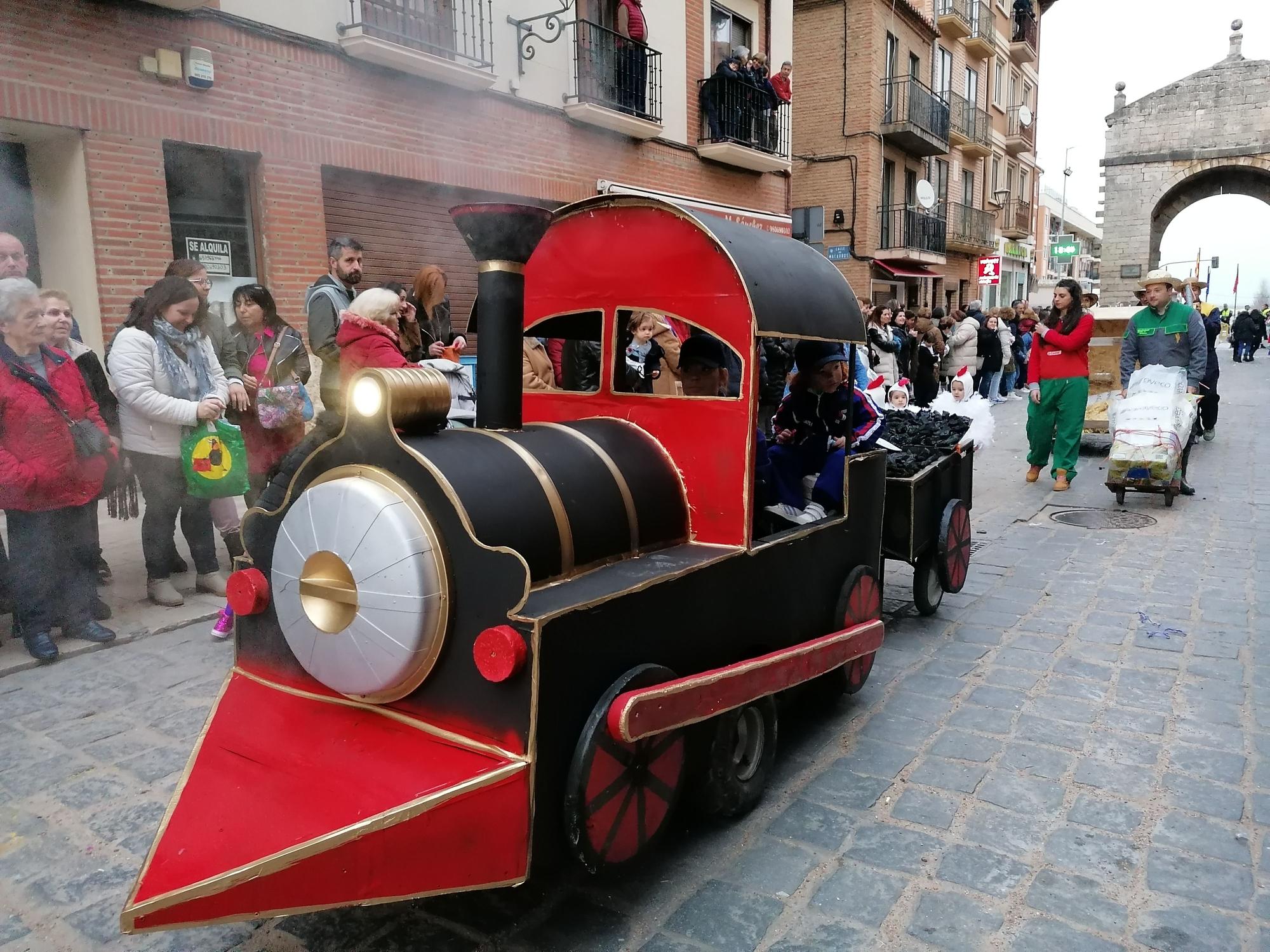 Toro presume de cantera en el desfile infantil de Carnaval