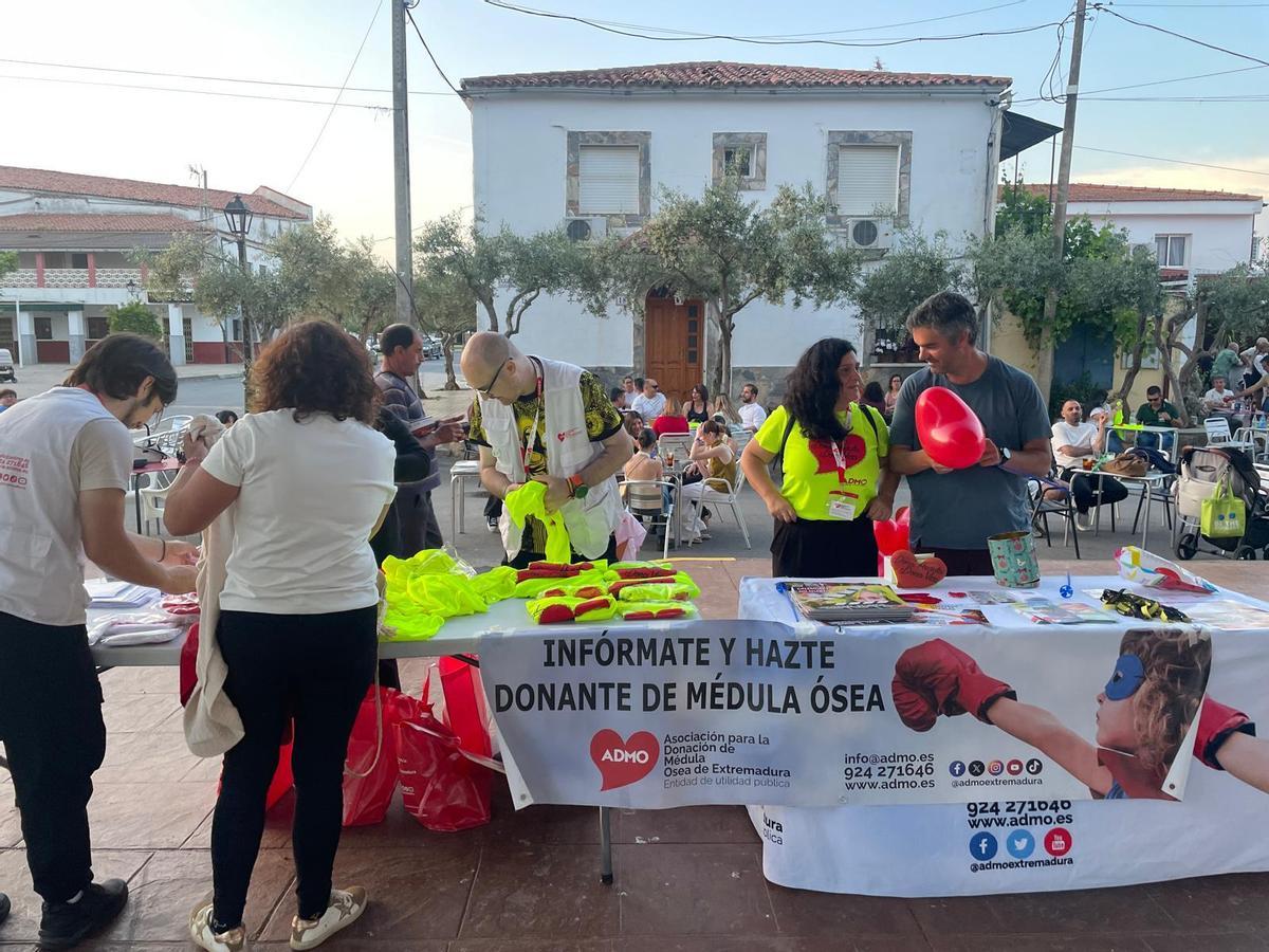 Acto en Alagón del río para dar visibilidad a la donación de médula.