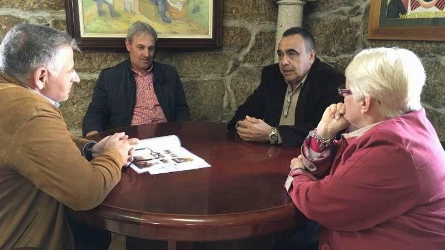 Manuel Cuiña recibió al tesorero del colectivo bonaerense.