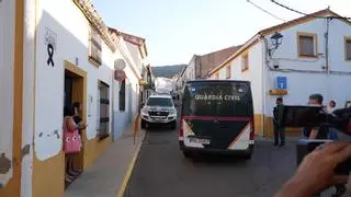 ¡Asesinos, asesinos!: los hermanos investigados por el crimen de Francisca Cadenas llegan a Hornachos