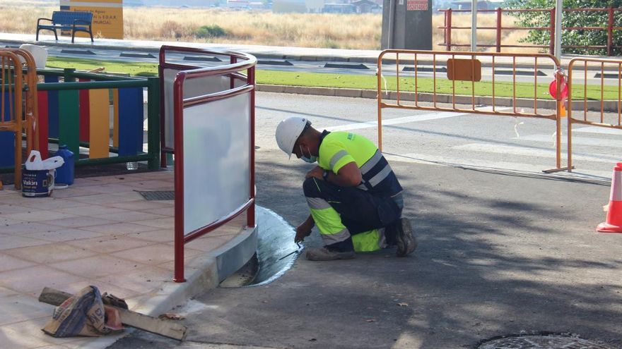 Mejoran el desagüe de aguas pluviales en la calle Juan Ramón Jiménez de Jumilla