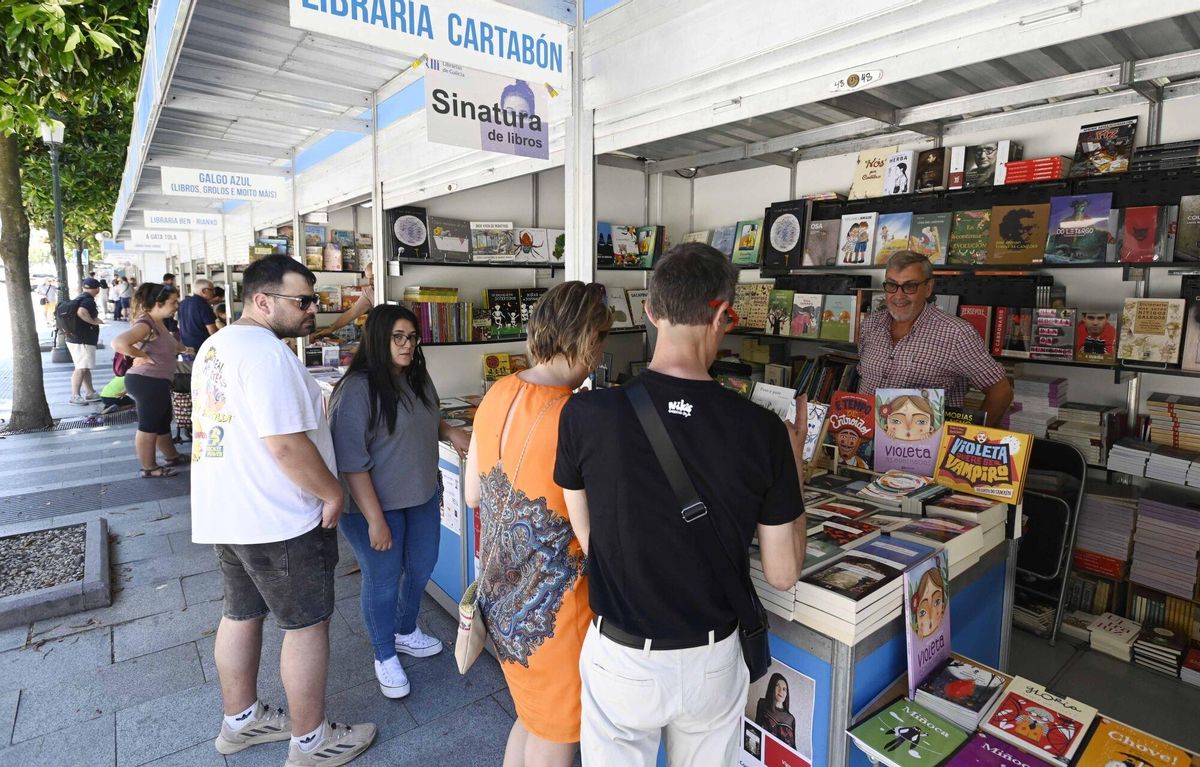 Tercera jornada de la Feria del Libro de Vigo 2024