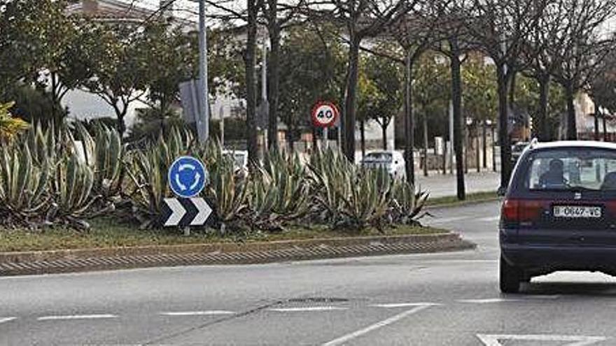 Inici de les obres a la rotonda de Reggio Emilia.