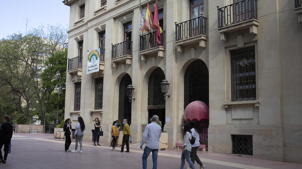 Edificio consistorial de Xàtiva en una imagen de archivo