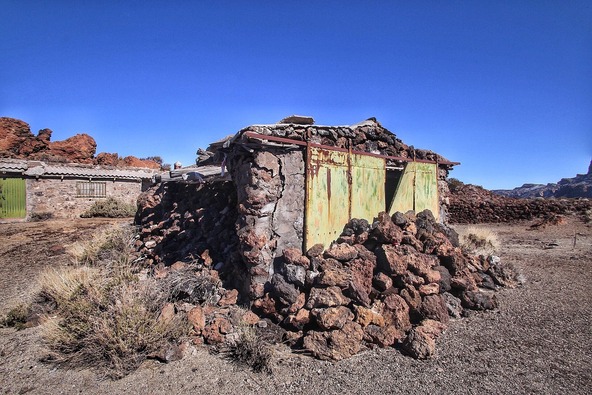 Recorrido por el antiguo sanatorio del Teide