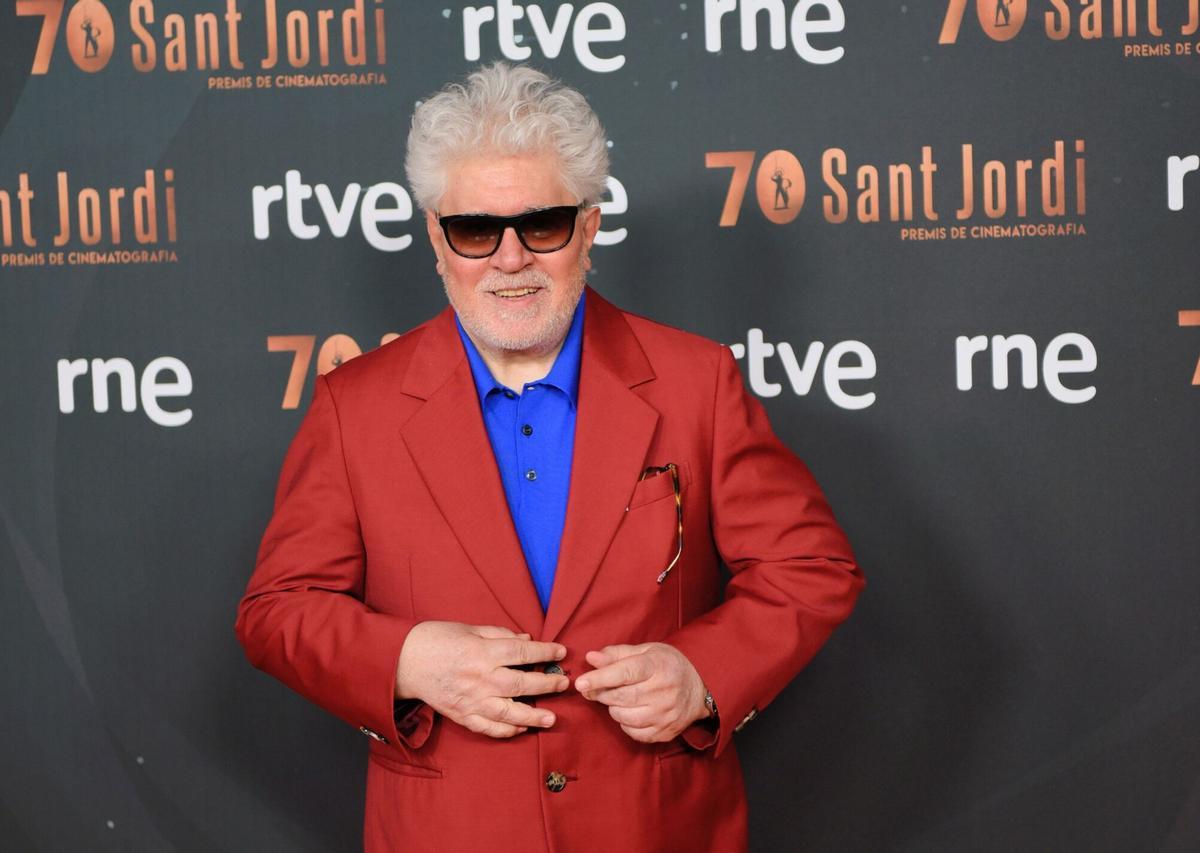 El director Pedro Almodóvar durante el photocall de la entrega de los 70 Premis RNE Sant Jordi de cine.