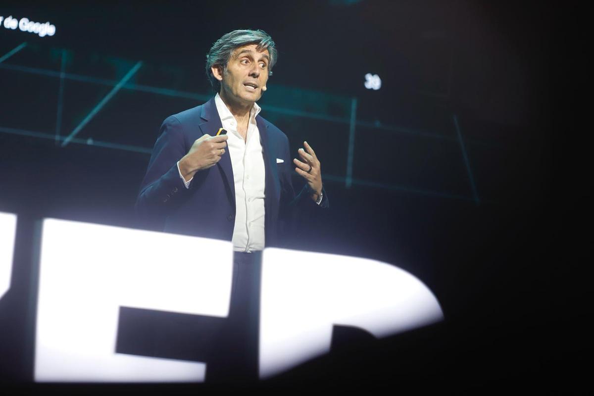 Álvarez-Pallete, ex CEO de Telefónica, en su conferencia en The Wave 2026.