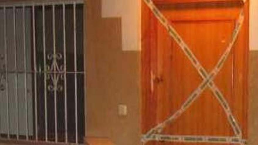 Unas limpiadoras descubren a una mujer muerta en el armario de un piso de alquiler