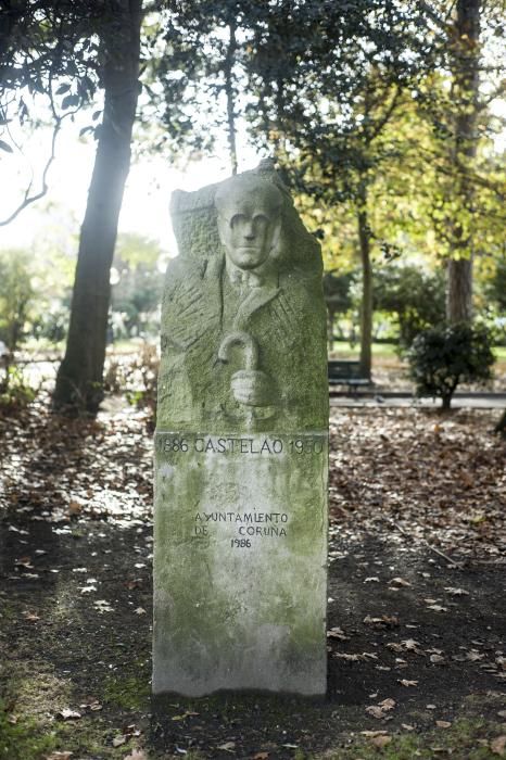 Monumentos de A Coruña pasan por el taller