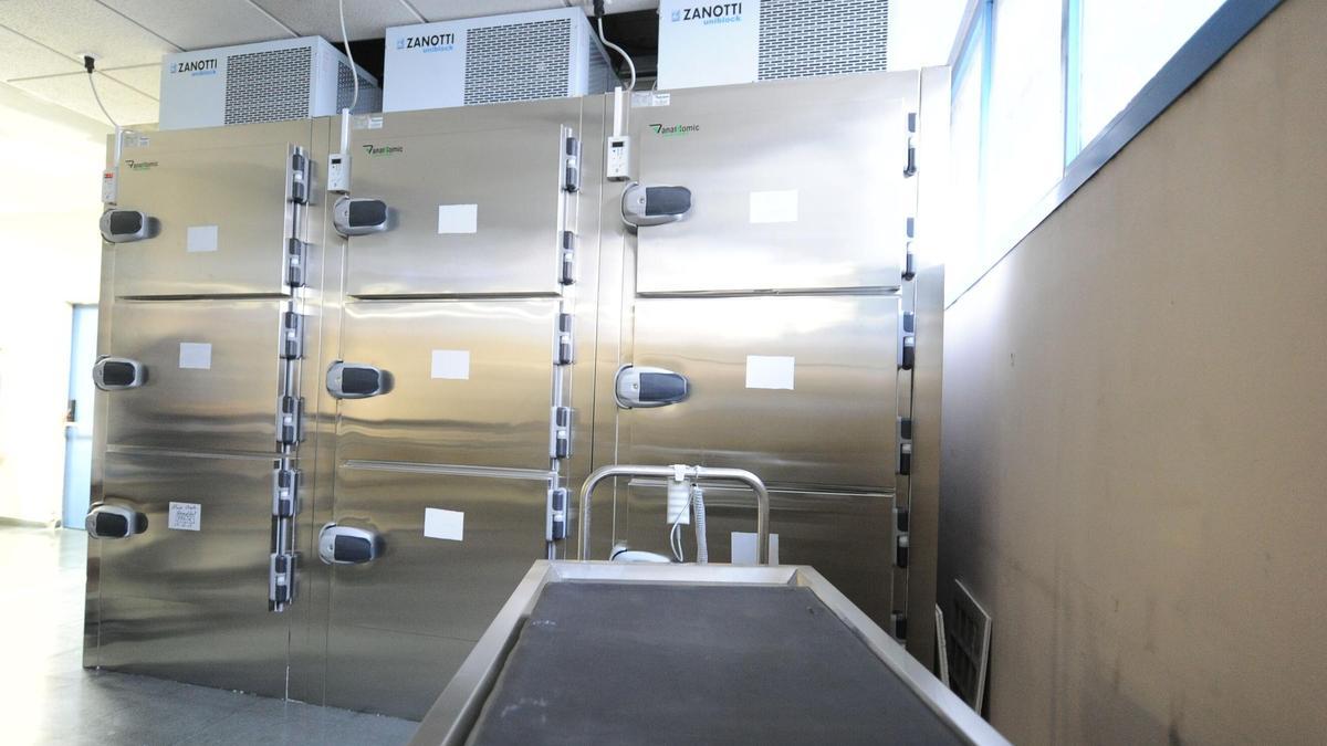 Cámaras frigoríficas del Instituto de Medicina Legal de Murcia, donde se conservan cadáveres.