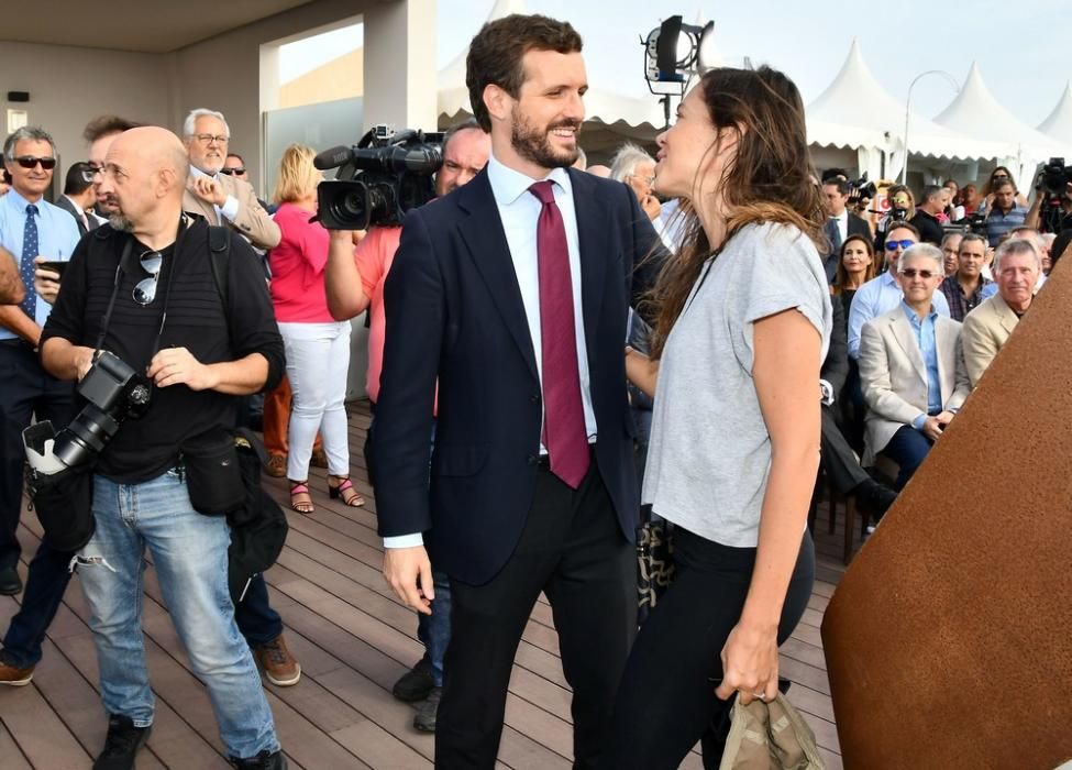 Encuentro de Pablo Casado (PP) con hoteleros en el sur de Gran Canaria