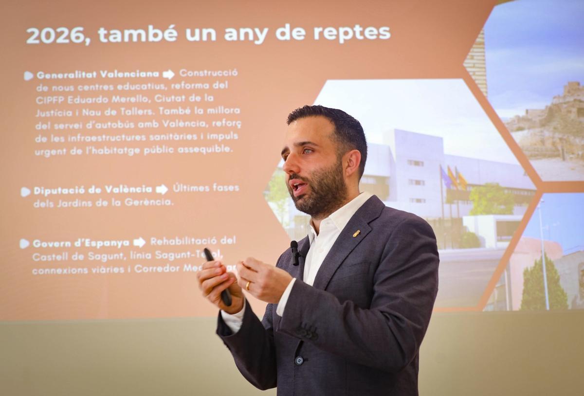El alcalde, en un momento de su intervención.