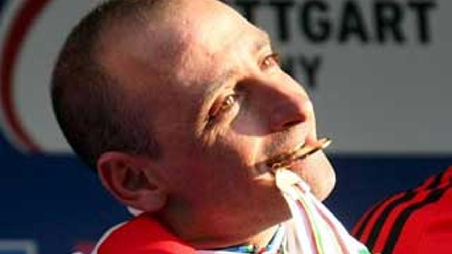 Roban la bicicleta con la que Bettini ganó el Campeonato del Mundo