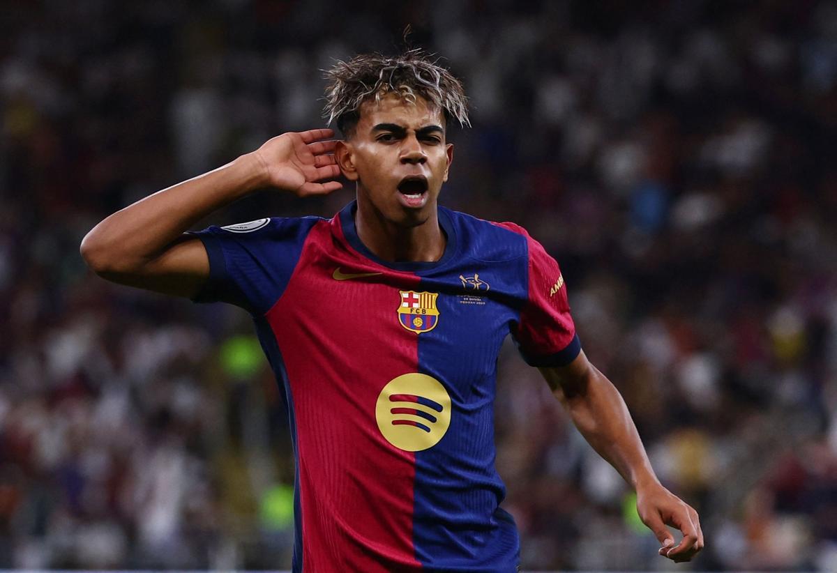 El Barça golea 2-5 al Madrid en la final de la Supercopa | FOTOS