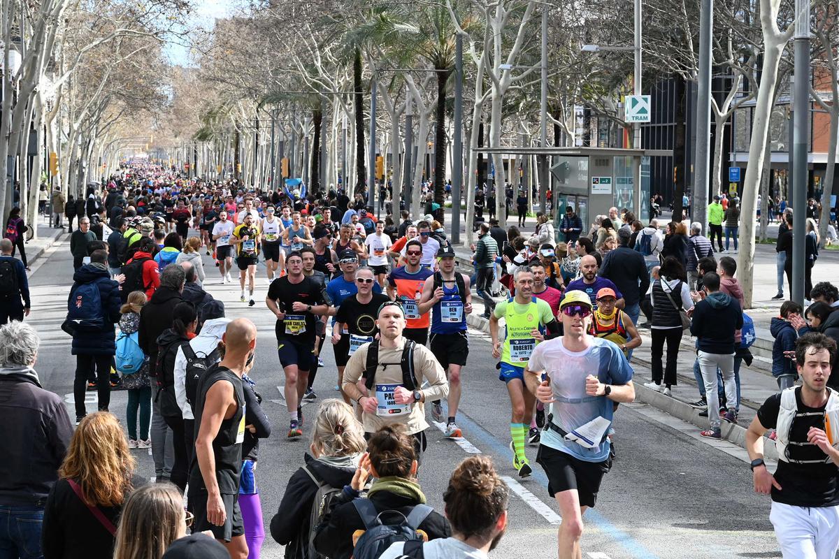 ¿Has participado en la Marató de Barcelona 2024? ¡Búscate en las fotos¡