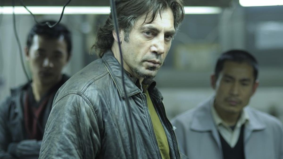 Una escena de 'Biutiful' con Javier Bardem.