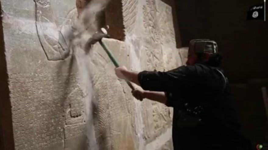 El EI destruye la antigua ciudad de Nimrud