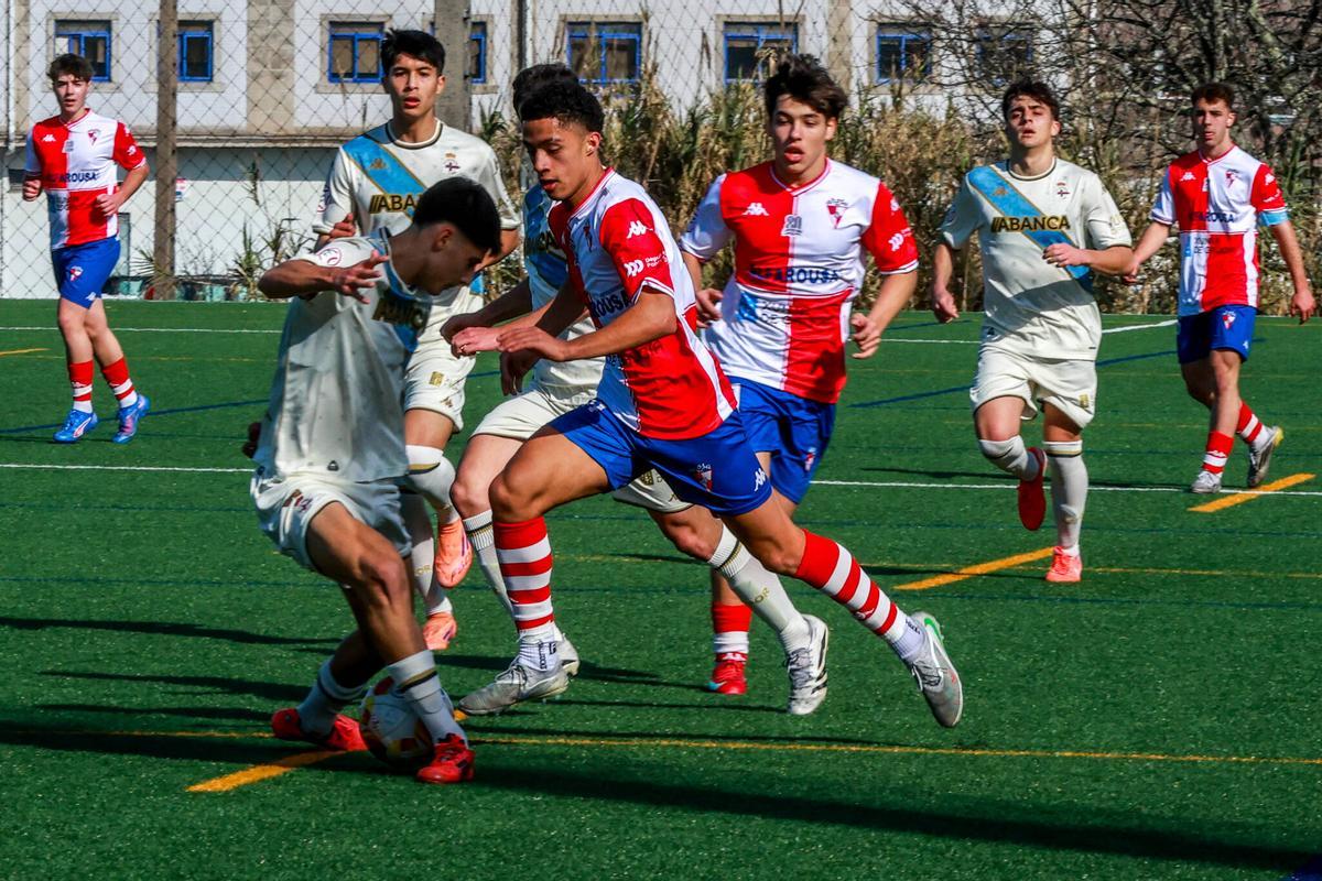 El Arosa completó un partido de altas competencias en Mareo.