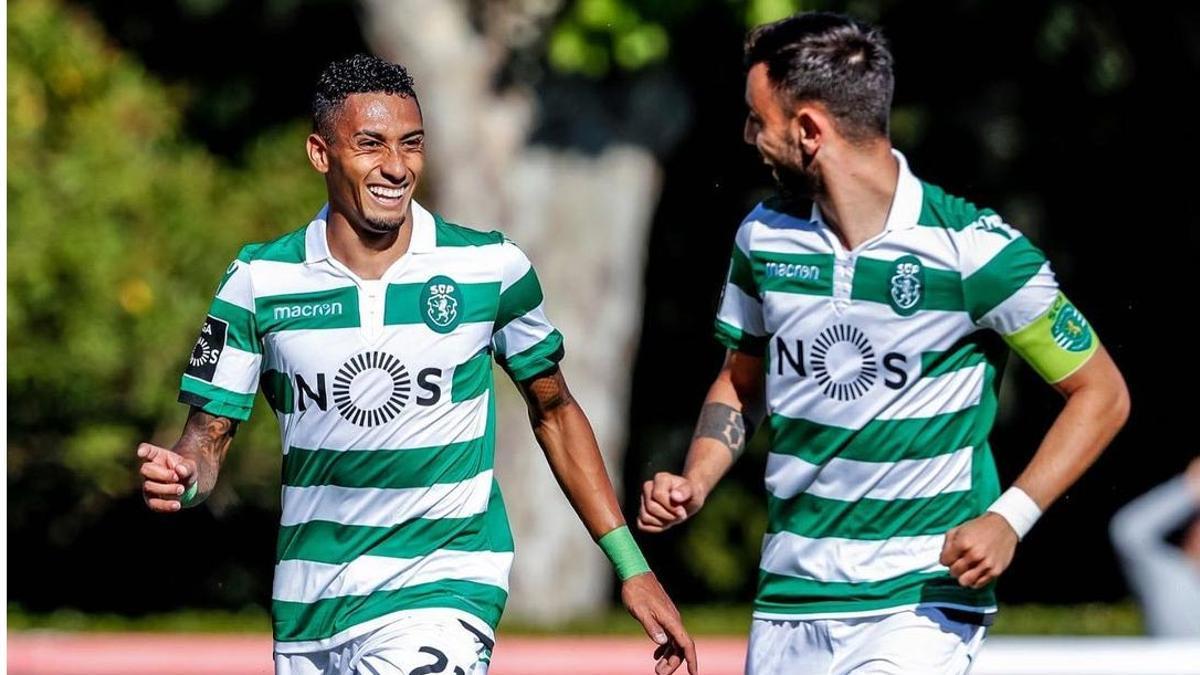 Raphinha y Bruno Fernandes celebrando un gol con el Sporting Lisboa