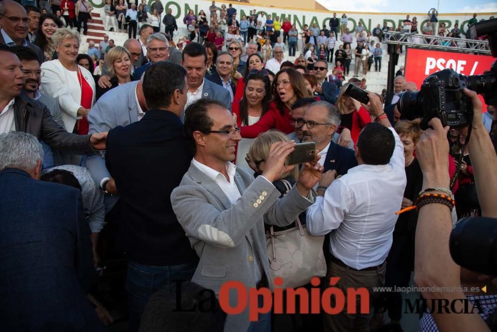 Pedro Sánchez en un acto de campaña del PSOE en Calasparra