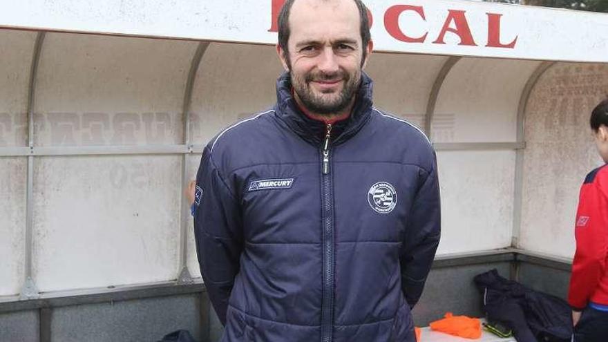 Rubén García, entrenador de la UD Ourense. // Iñaki Osorio