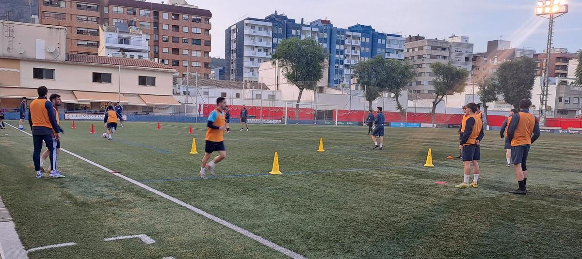 Un entrenamiento del club vallero.