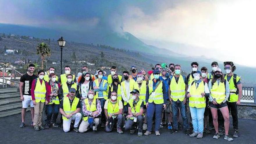 Visita de alumnado y docentes de Geografía y Ordenación del Territorio de la ULPGC durante la erupción de La Palma.