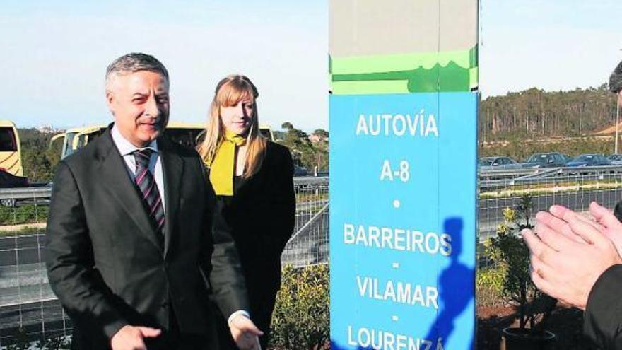 José Blanco, durante la inauguración del tramo de la A-8 de Barreiros a Lourenzá.