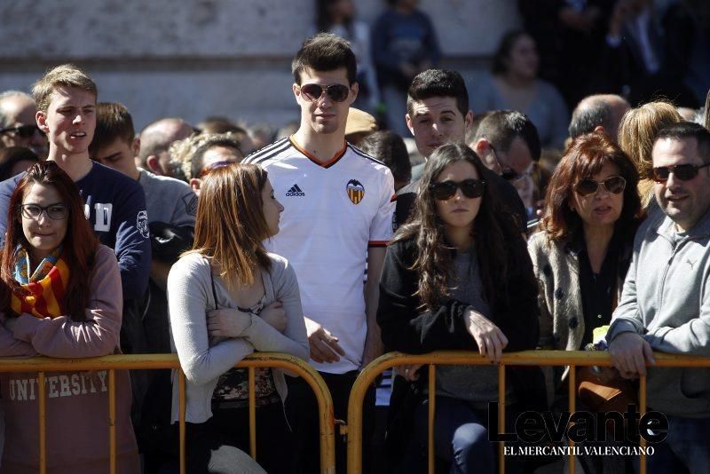 Búscate en la mascletà del 5 de marzo de 2016