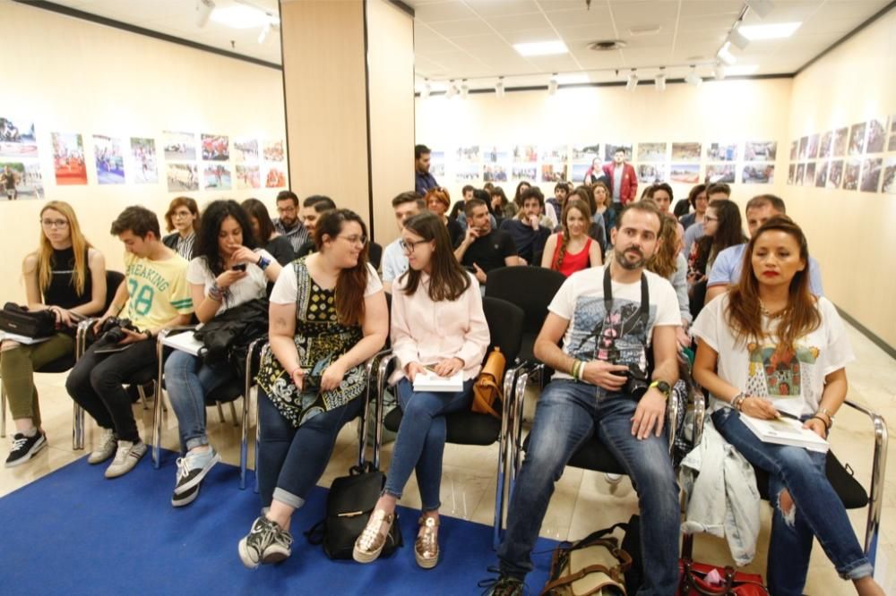 Firma de libros de Vetusta Morla en Murcia