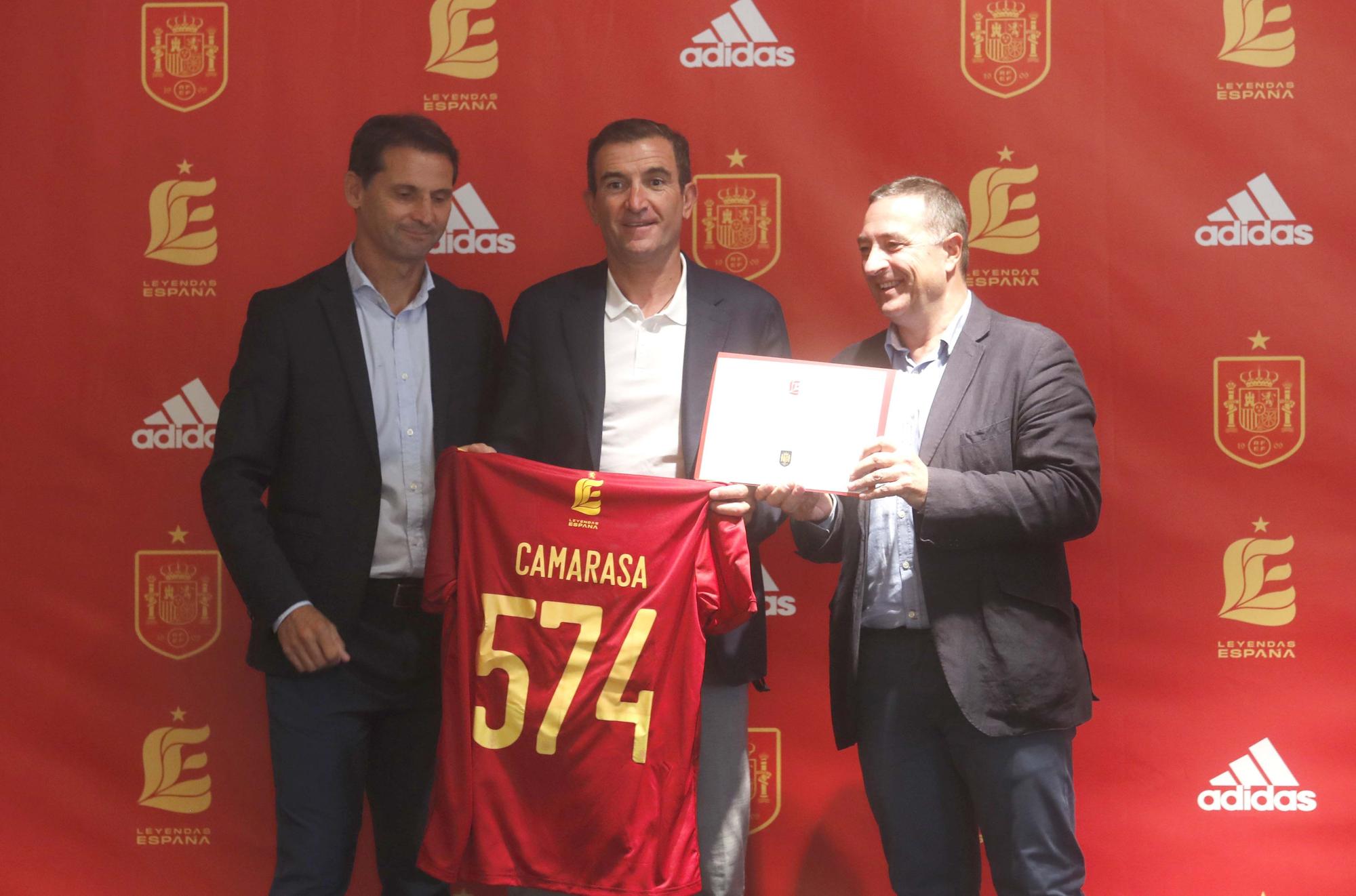 El corazón de La Roja se reúne en València