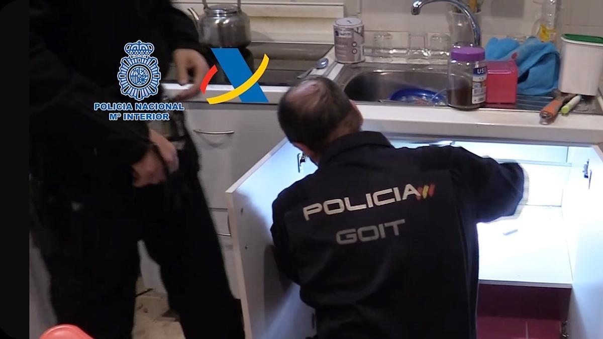 Desarticulada una organización criminal que introducía hachís en Algeciras