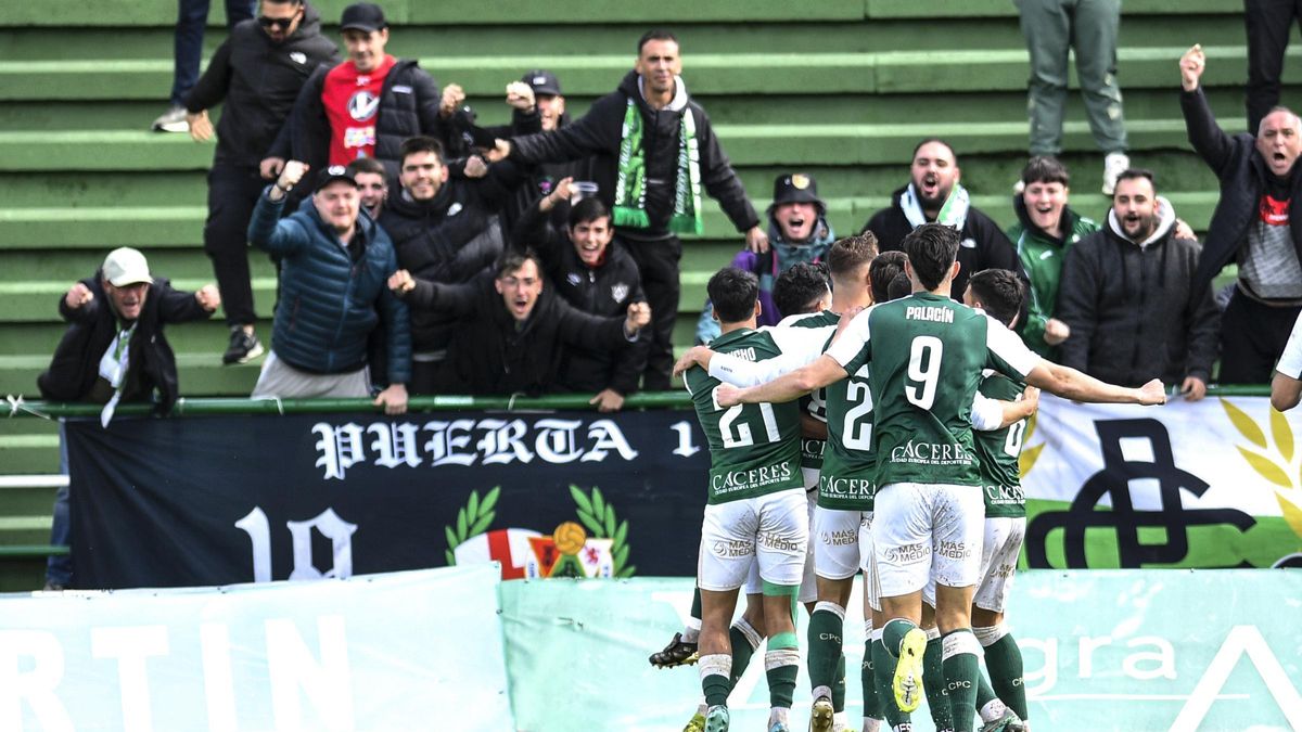 Cacereño - Unión Adarve, en imágenes