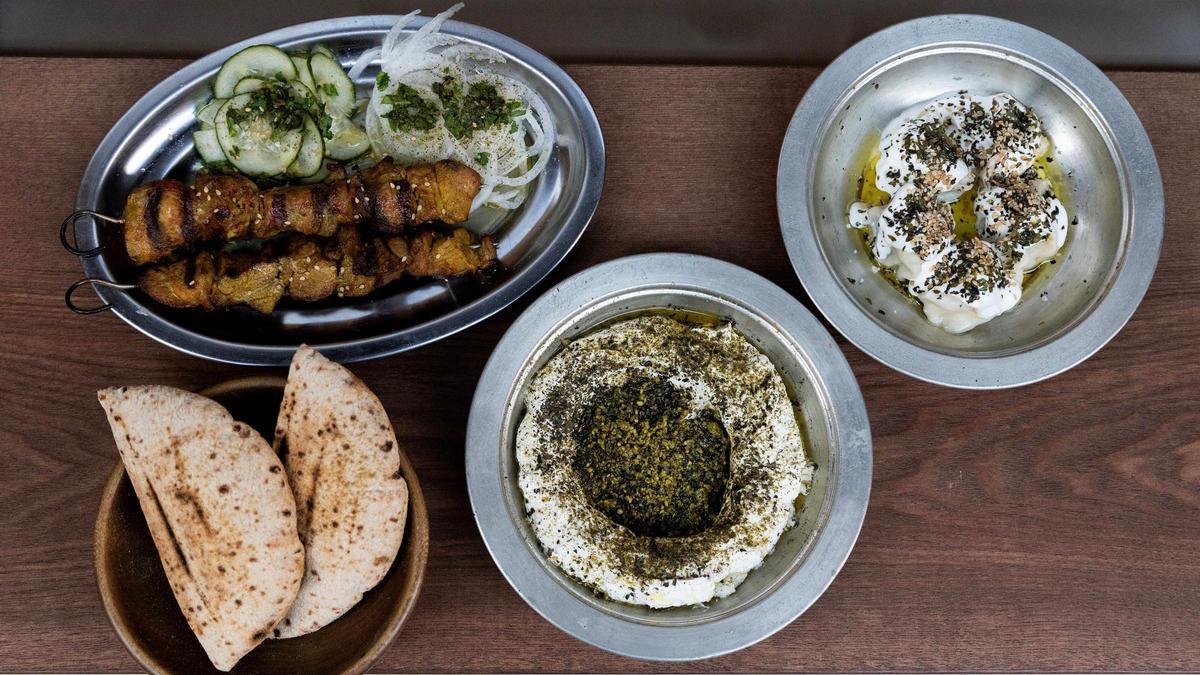 Varios platos del restaurante Jazminos.