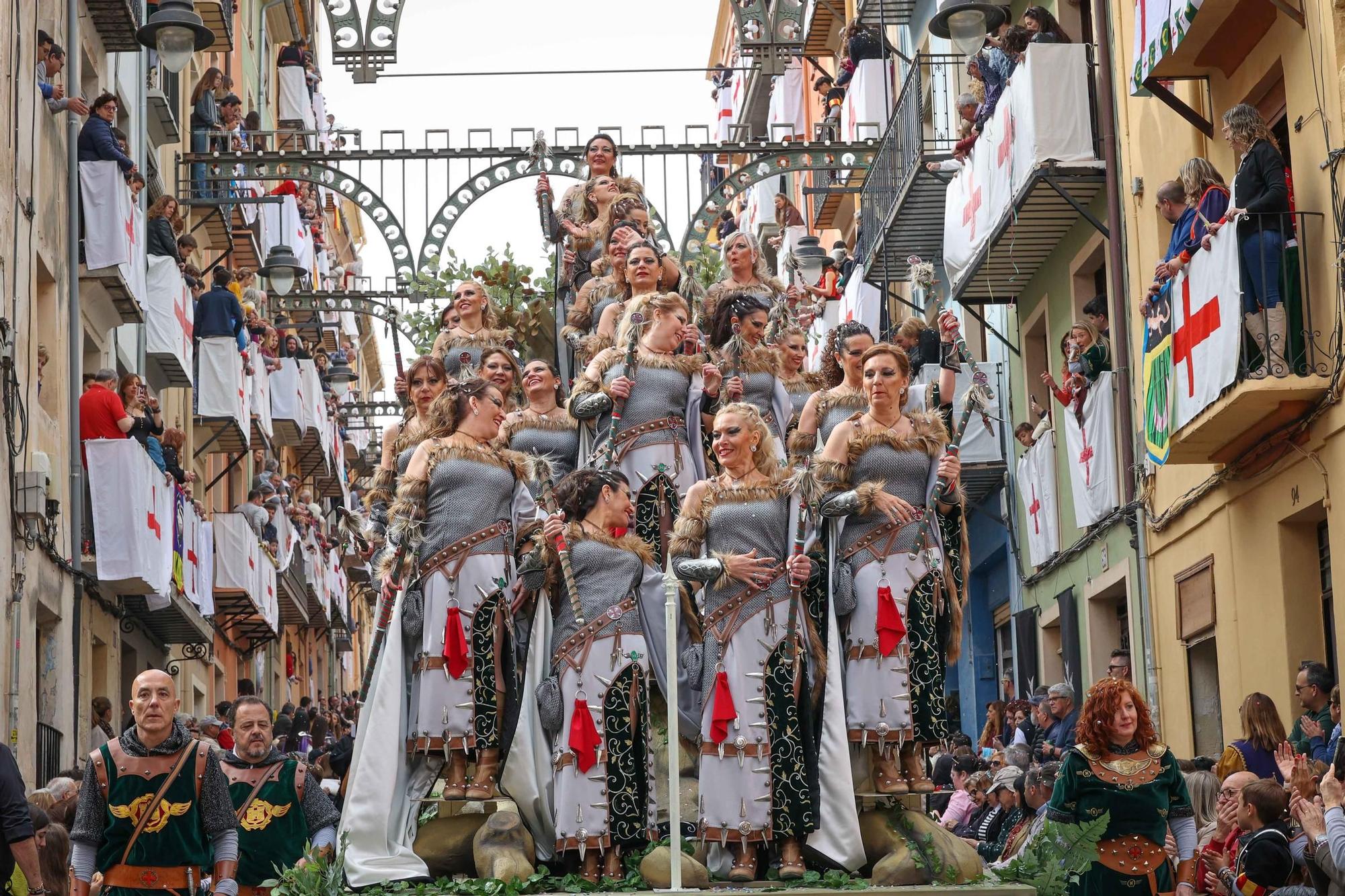 El capitán cristiano entra en Alcoy