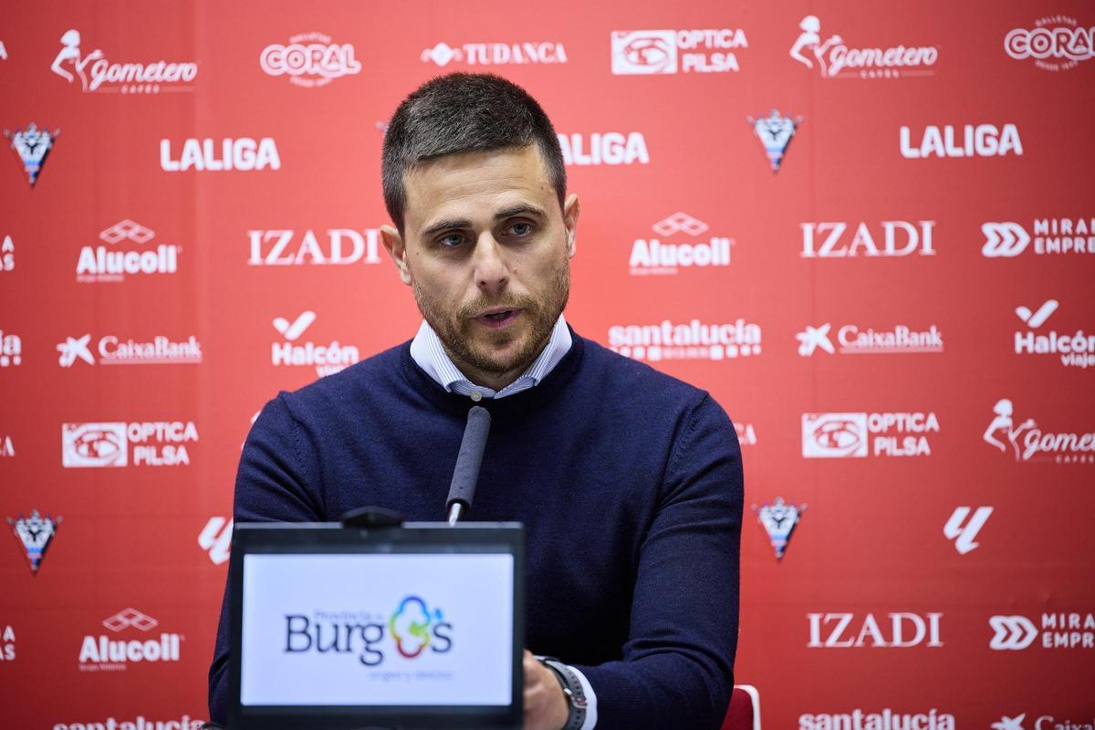Osasuna hace oficial la llegada del entrenador Alessio Lisci