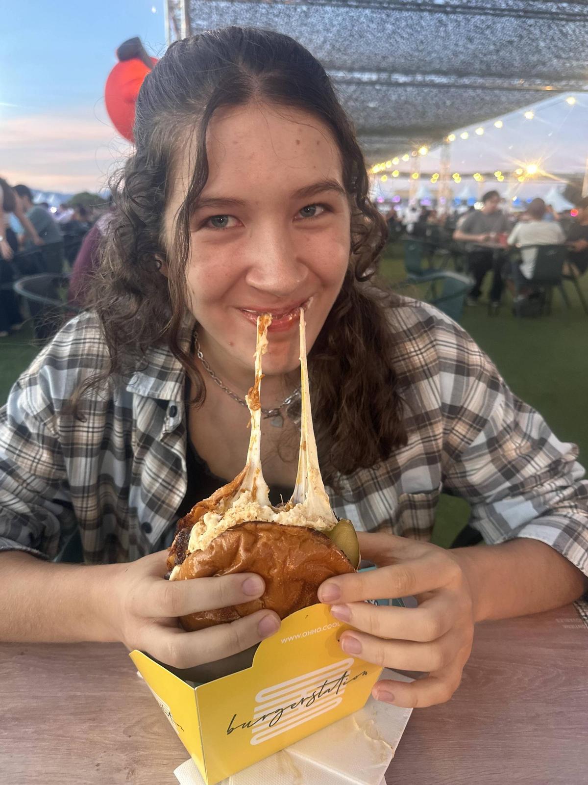 Der „Speedy Gonzales“-Burger bei der Ohho Burger Station im Test.