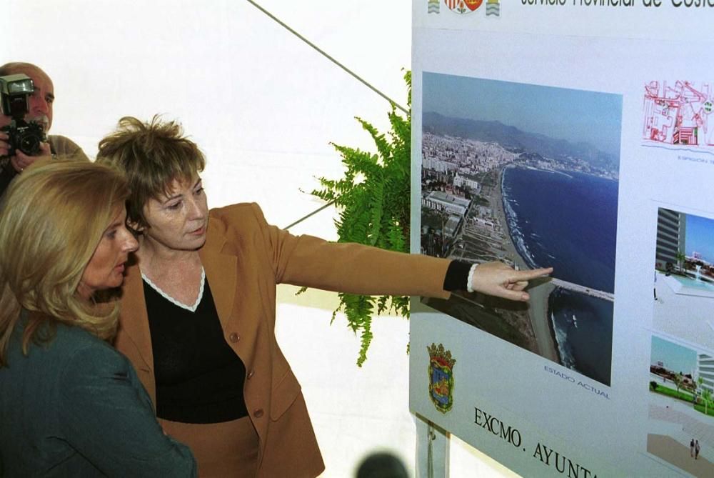 El 25 de mayo de 1999 salía a la calle el primer ejemplar de La Opinión de Málaga. Desde entonces, ha sido testigo del devenir histórico de las dos últimas décadas. Así era el paseo de Poniente