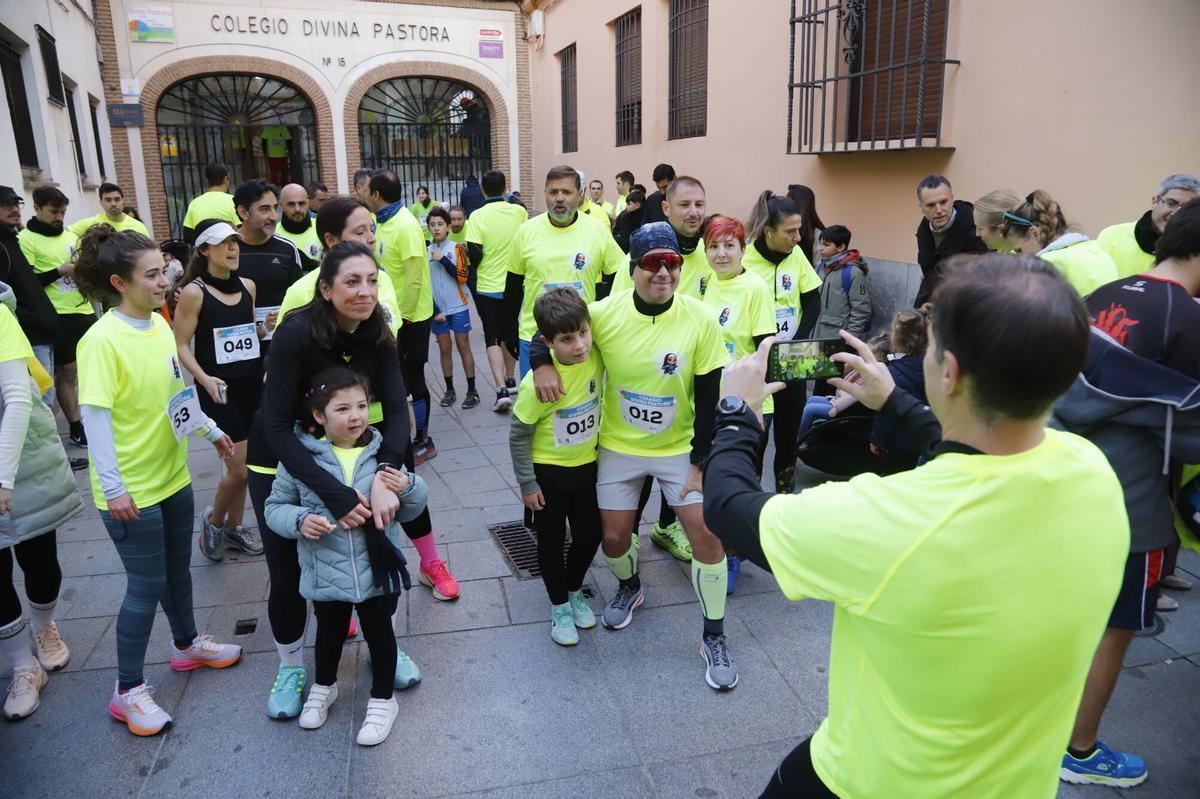 La 3ª carrera solidaria del colegio Divina Pastora recorre las calles de Córdoba
