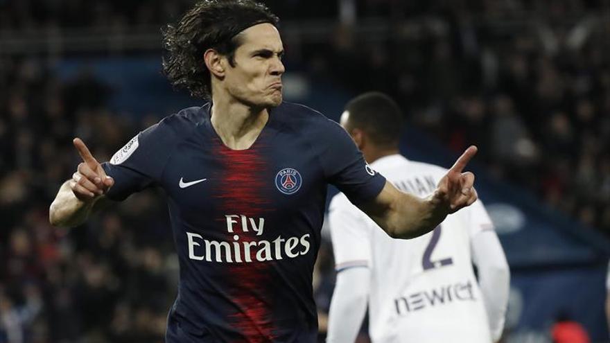 El Atlético busca pólvora para su ataque y no cesa con Cavani