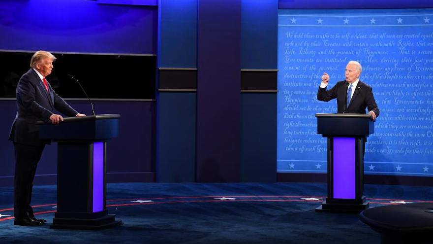 Donald Trump i  Joe Biden en el segon debat presidencial