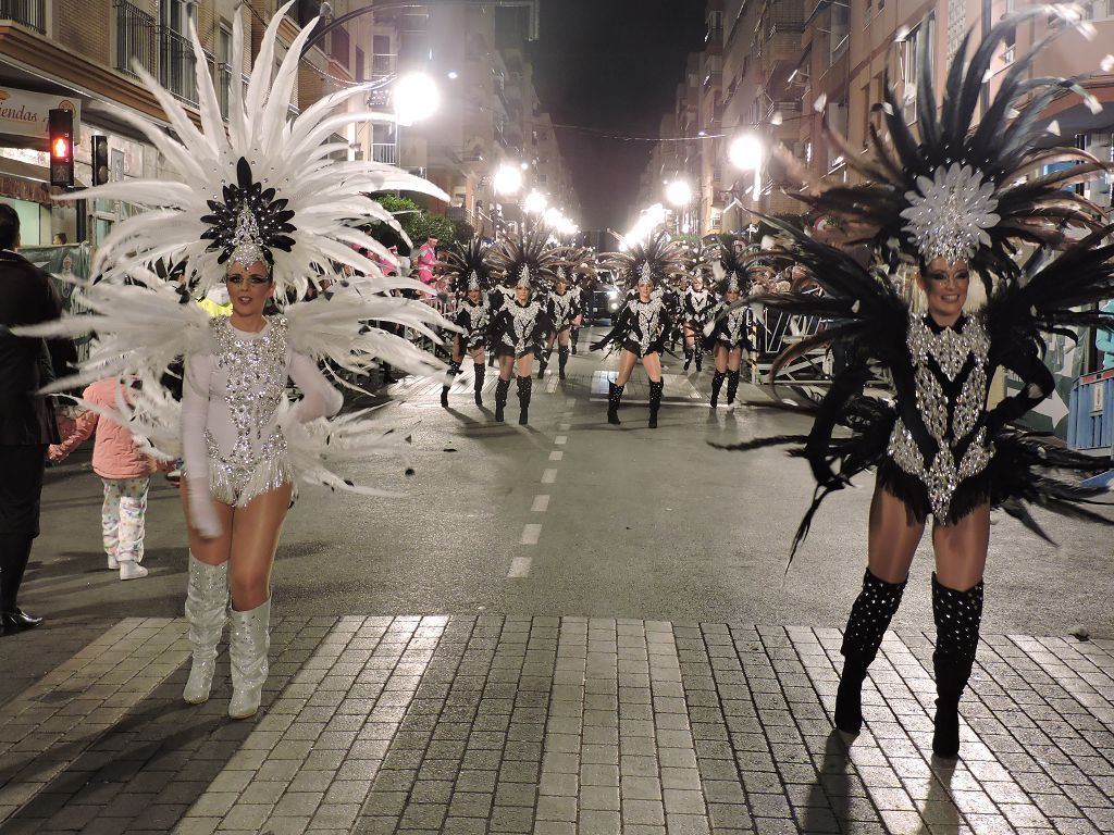 Revive la última noche del Carnaval de Águilas 2024, en imágenes