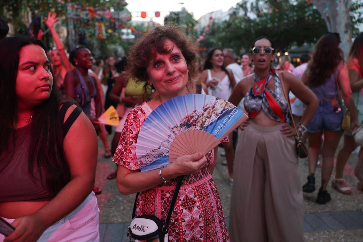 Todas las imágenes de la celebración del Flower Power de las Festes de la Terra