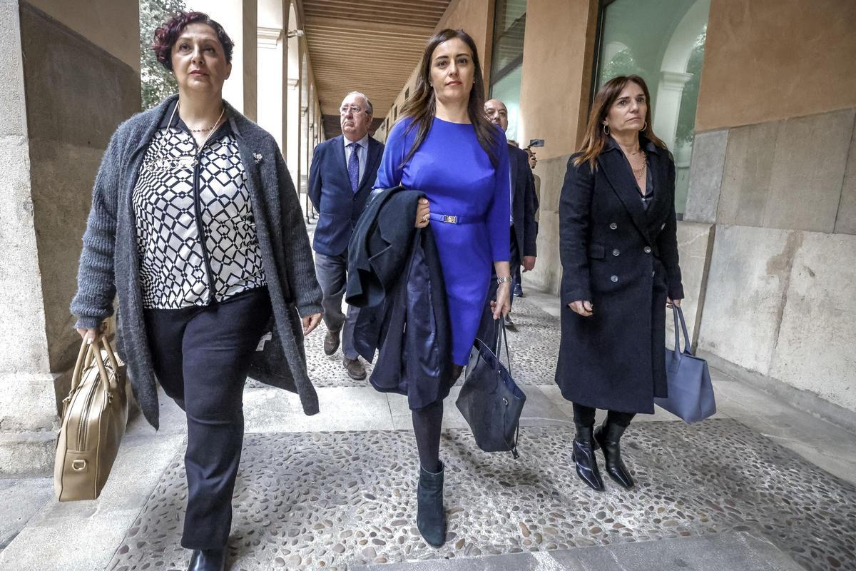 Los diputados tránsfugas de Vox a la salida del Parlament