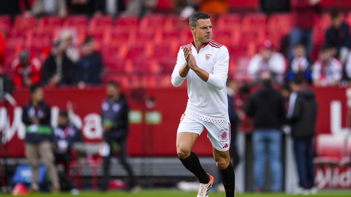 Azpilicueta se suma a la lucha por la permanencia