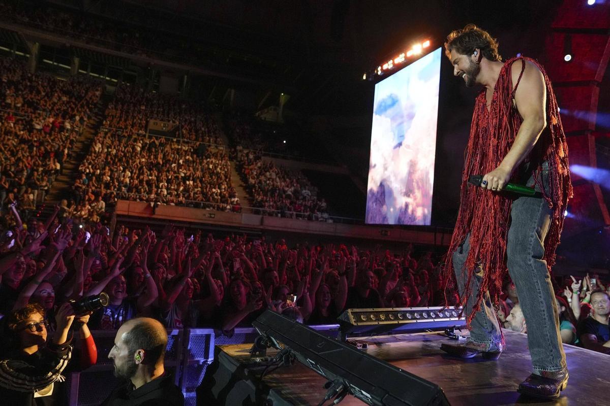 Manuel Carrasco toca en el Palau Sant Jordi dentro de su gira Salvaje